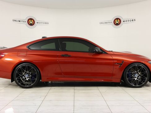 Used 2018 BMW M4 Coupe image 2