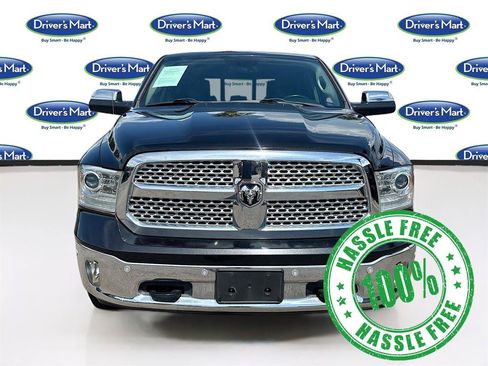 Used 2015 RAM 1500 Laramie w/ Convenience Group AWD/4WD image 2