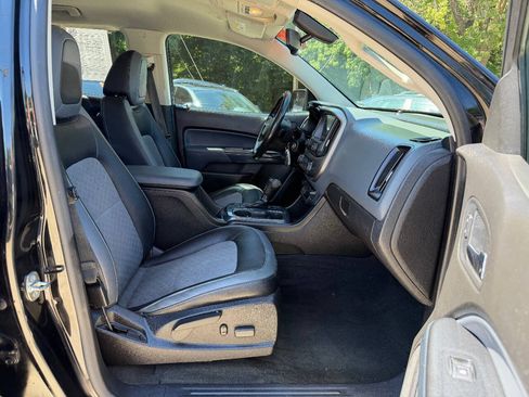 Used 2016 Chevrolet Colorado Z71 AWD/4WD image 11