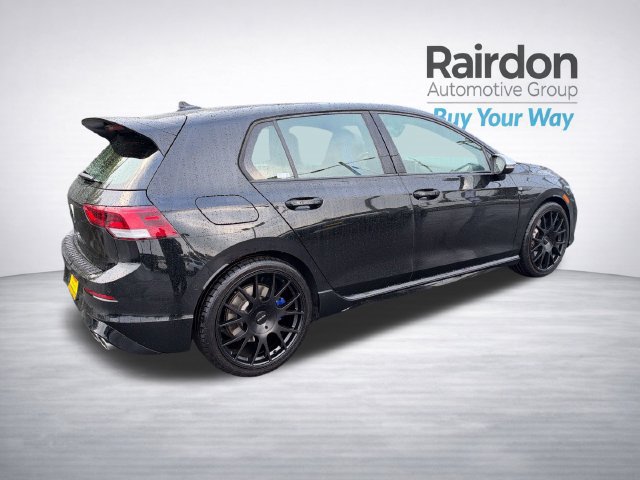 Used 2024 Volkswagen Golf R AWD/4WD image 7
