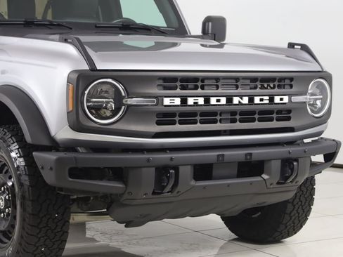 Used 2022 Ford Bronco Black Diamond AWD/4WD image 34