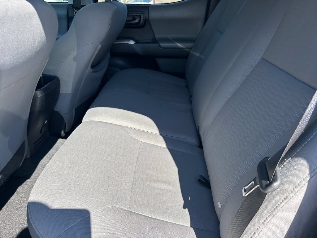 Used 2019 Toyota Tacoma SR5 RWD image 15