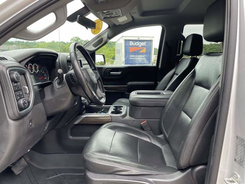 Used 2019 Chevrolet Silverado 1500 LT Trail Boss AWD/4WD image 4