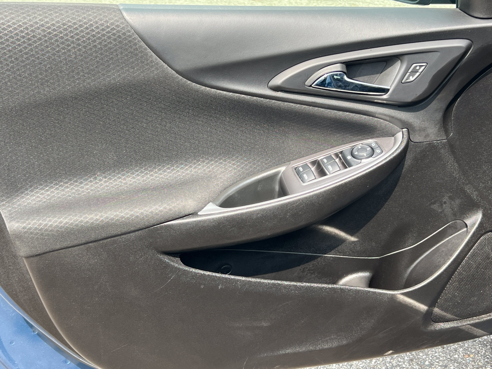 Used 2025 Chevrolet Malibu LT FWD image 13