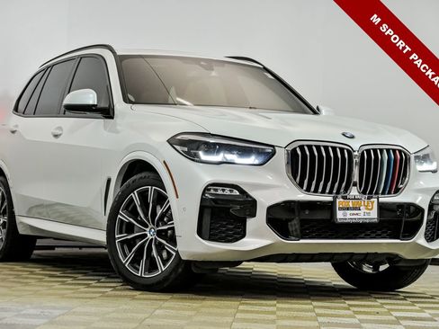 Used 2021 BMW X5 xDrive40i w/ M Sport Package image 1