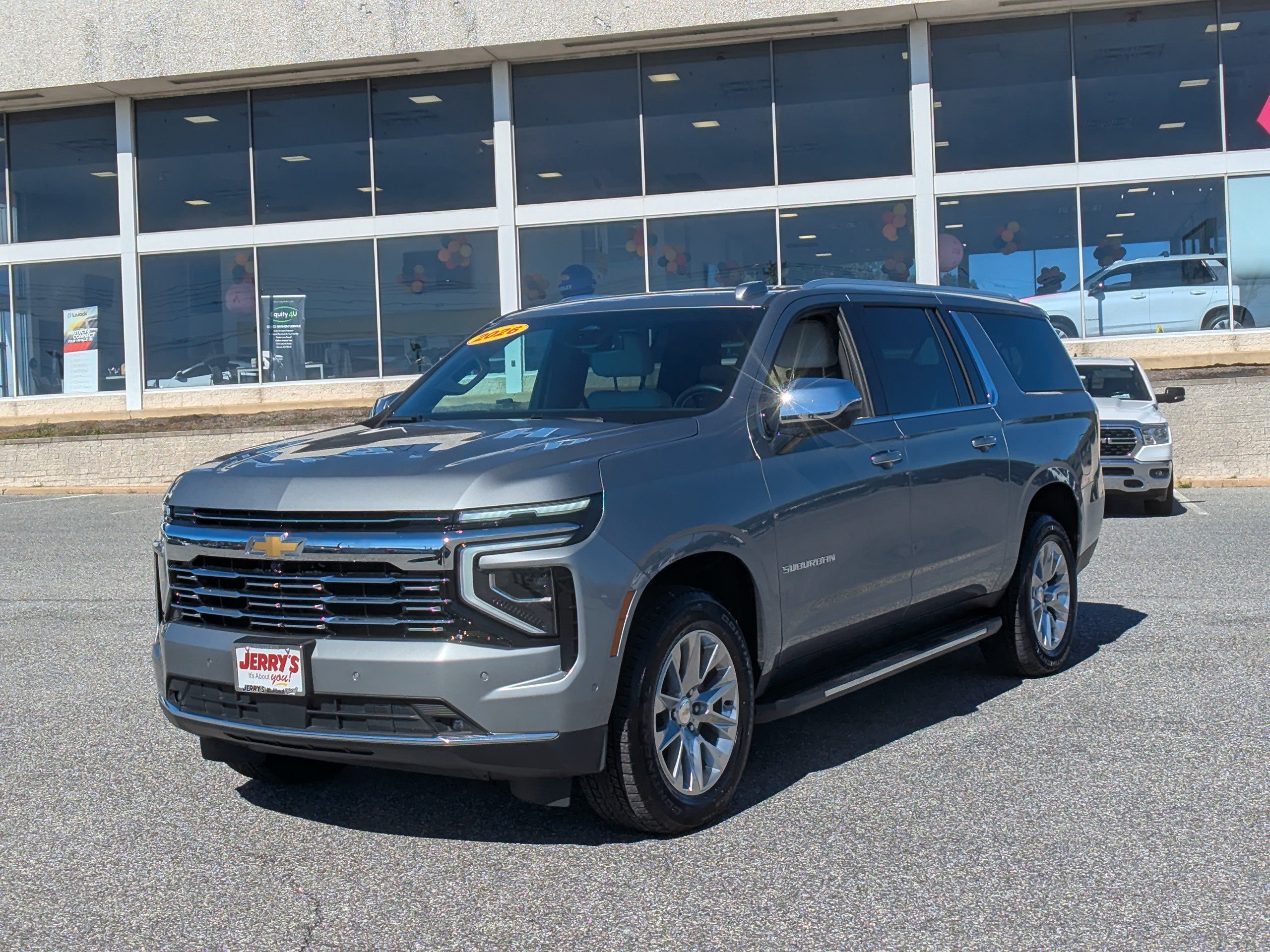 Used 2026 Chevrolet Suburban Premier AWD/4WD image 4