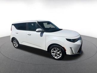Used 2025 Kia Soul LX w/ LX Technology Package FWD video 2
