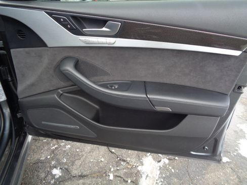 Used 2016 Audi S8 Plus w/ Driver Assistance Package image 31