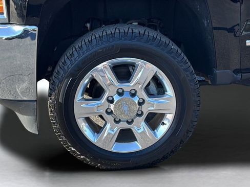 Used 2019 Chevrolet Silverado 2500 LTZ w/ Duramax Plus Package image 9