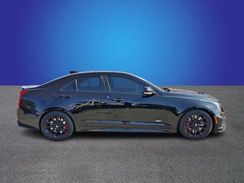 Used 2016 Cadillac ATS V w/ Luxury Package RWD image 3