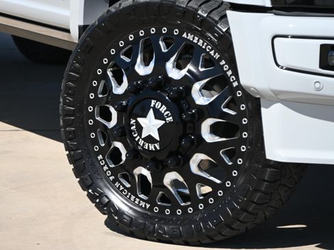 Used 2026 Ford F450 Platinum w/ Platinum Plus Package image 12