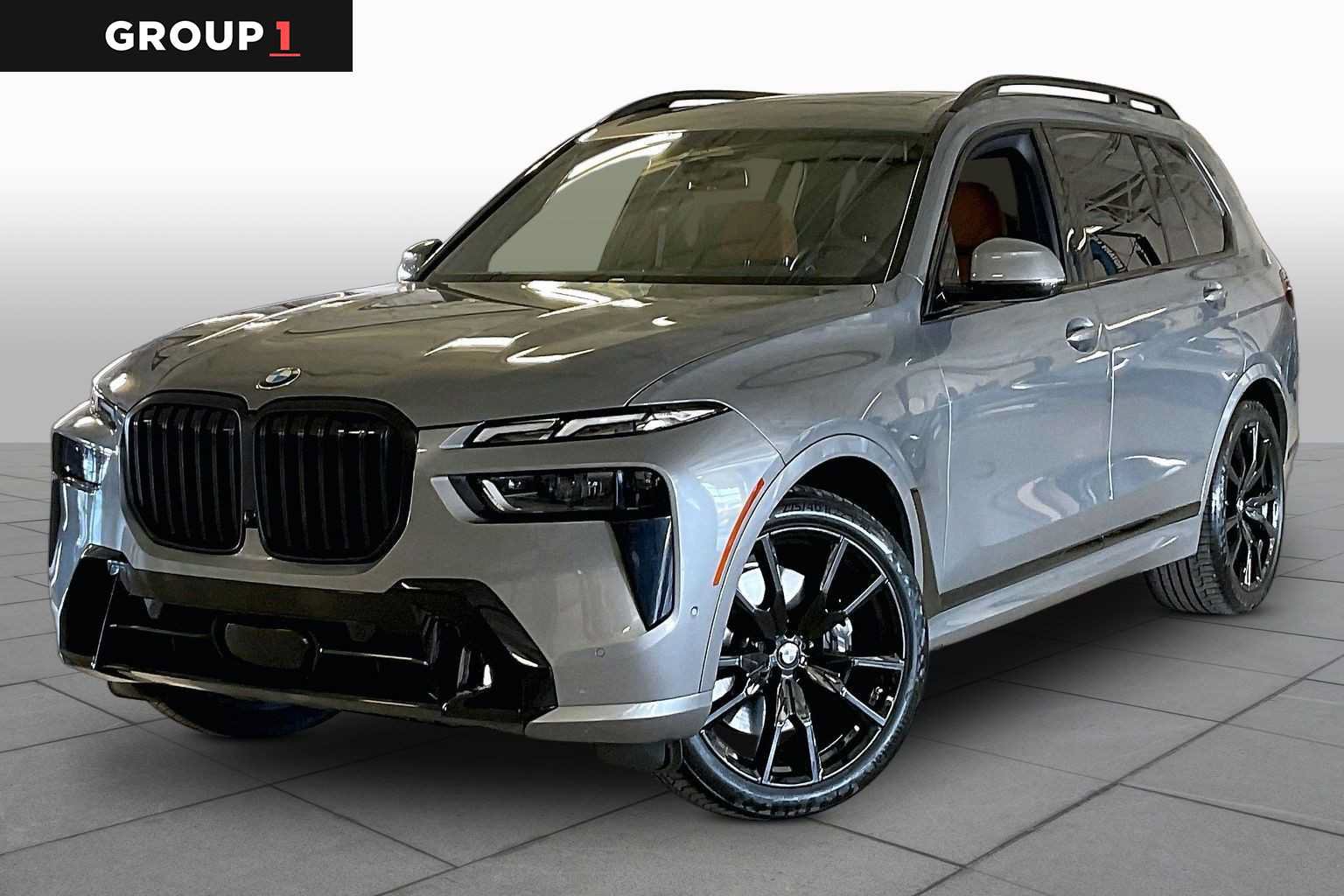 Used 2024 BMW X7 xDrive40i w/ M Sport Package AWD/4WD image 1