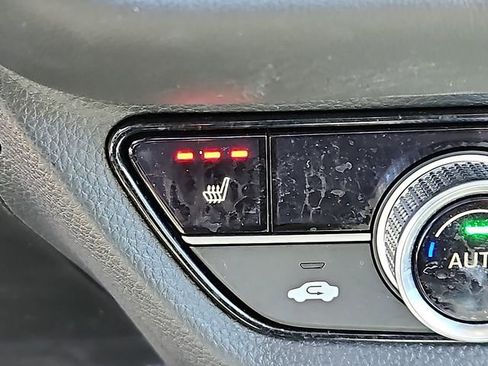 Used 2023 Honda HR-V EX-L image 26