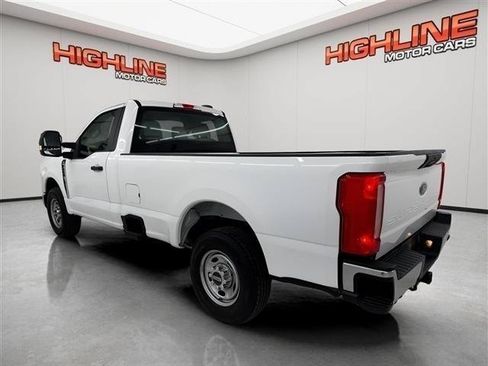 Used 2023 Ford F250 XL w/ XL Chrome Package RWD image 7