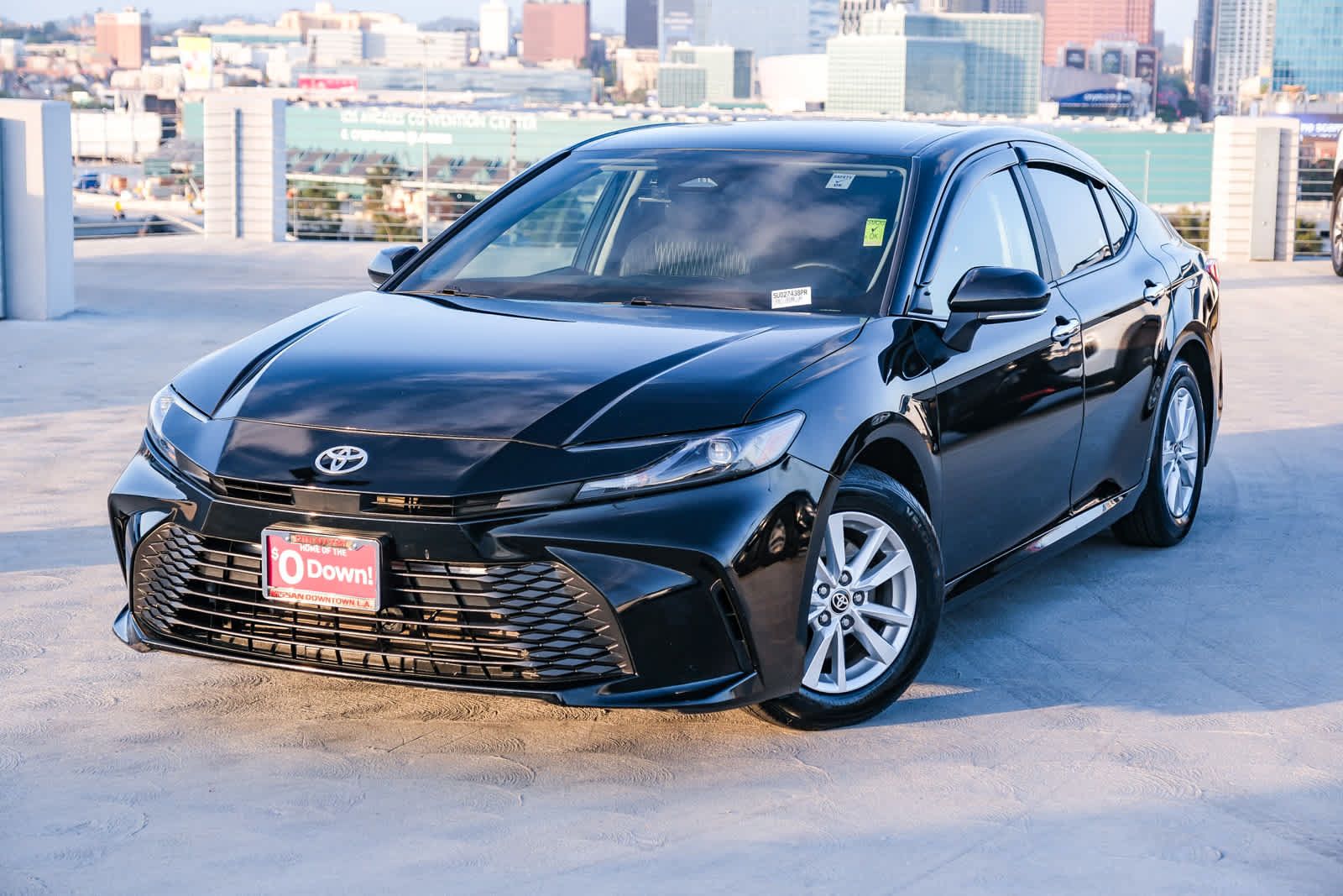 Used 2025 Toyota Camry LE FWD image 1