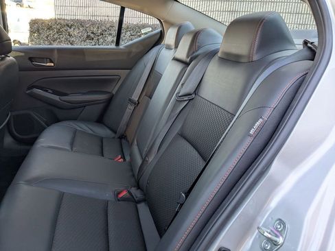 Used 2025 Nissan Altima 2.5 SR image 25