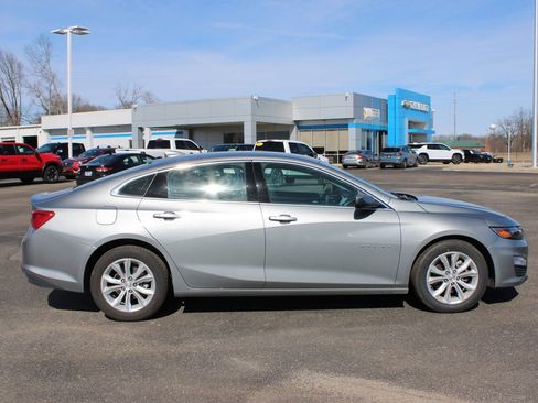 Used 2024 Chevrolet Malibu LT image 11