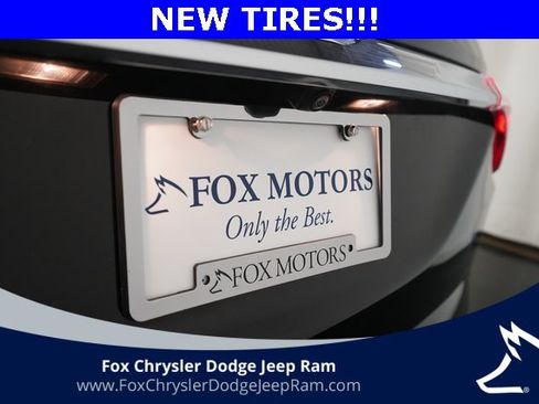 Used 2024 Buick Enclave Essence w/ LPO, Floor Liner Package image 37