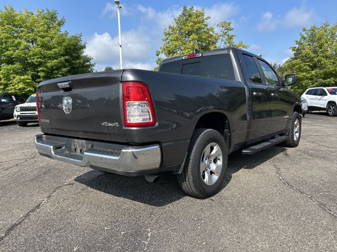Used 2019 RAM 1500 Big Horn AWD/4WD image 3