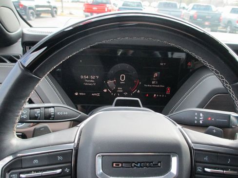 Certified 2025 GMC Yukon XL Denali Ultimate image 31