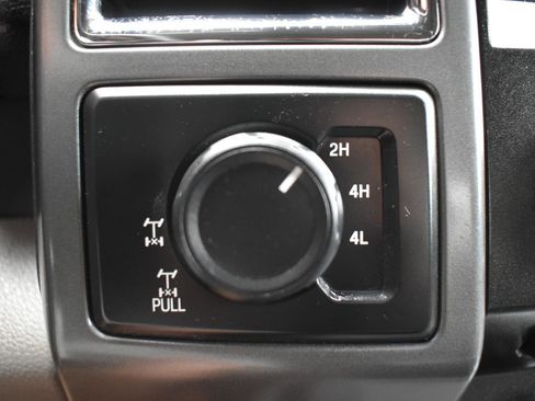Used 2015 Ford F150 XLT w/ Equipment Group 302A Luxury AWD/4WD image 31