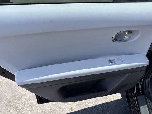 Certified 2024 Hyundai Ioniq 5 SEL RWD image 23