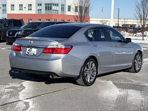 Used 2015 Honda Accord Sport image 24