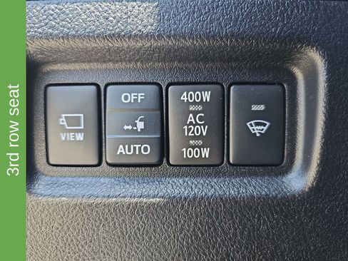 Used 2022 Toyota 4Runner Limited RWD image 32