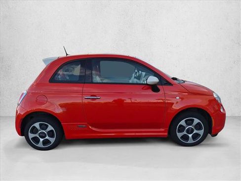 Used 2015 FIAT 500 e FWD image 4