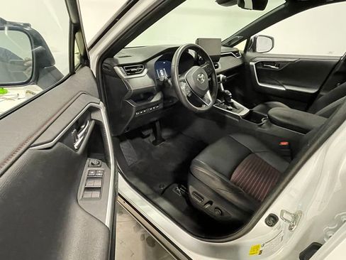 Used 2023 Toyota RAV4 XSE w/ Weather Package AWD/4WD image 19