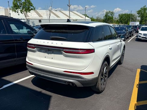 Used 2023 Lincoln Corsair AWD w/ Equipment Group 102A image 6