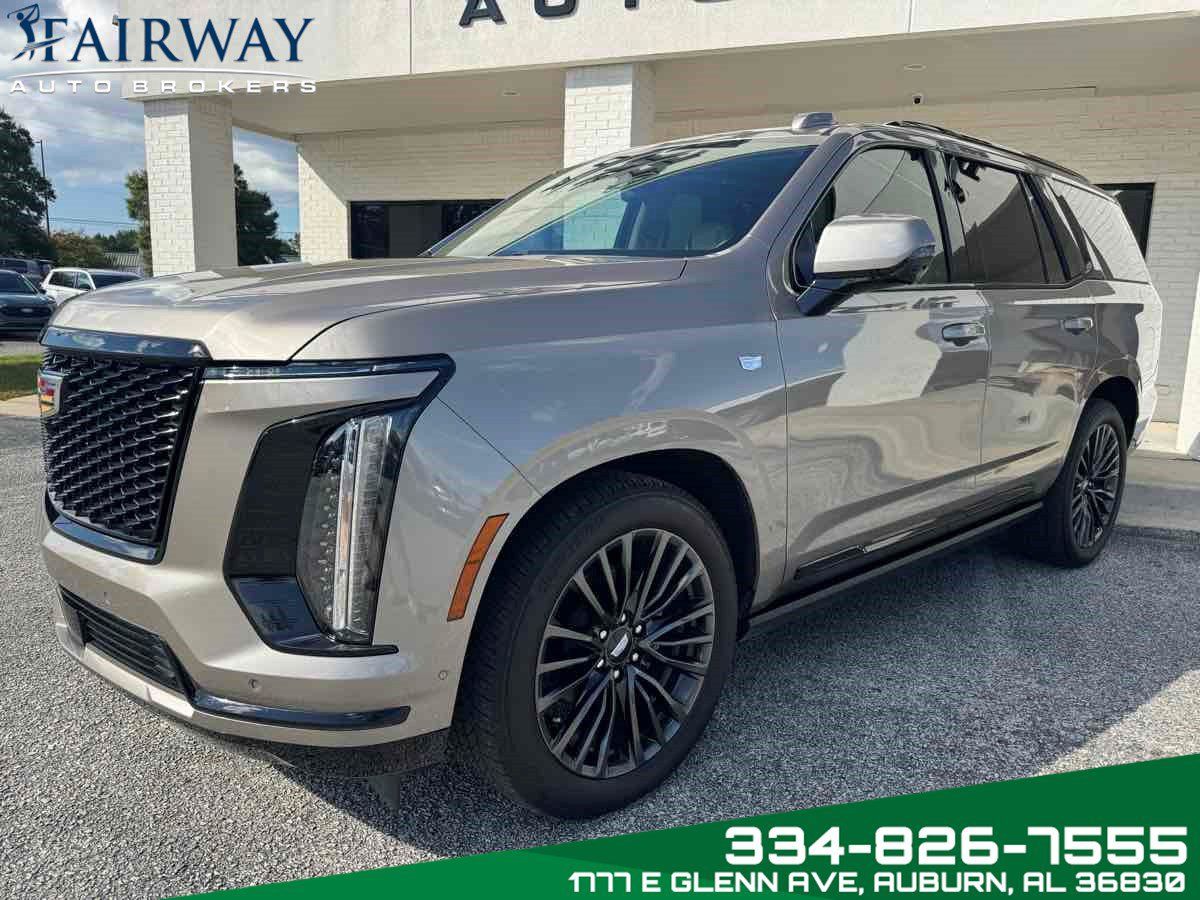 Used 2025 Cadillac Escalade Sport Platinum AWD/4WD image 2