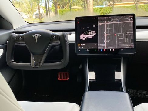 Used 2020 Tesla Model 3 Standard Range Plus image 23