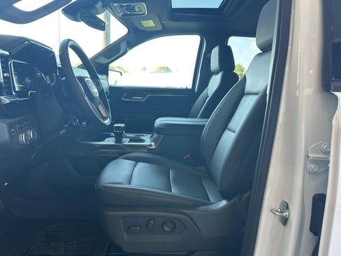 Used 2026 GMC Sierra 1500 Elevation w/ Elevation Premium Package AWD/4WD image 8
