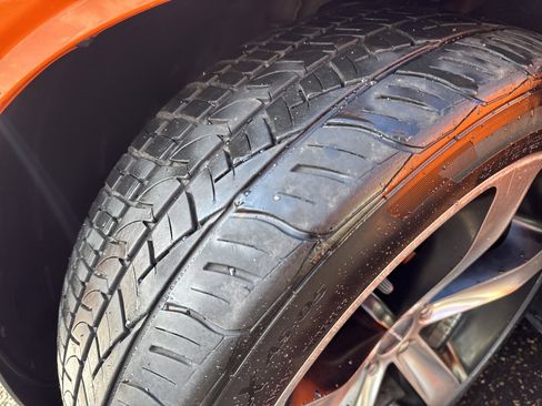 Used 2014 Dodge Challenger R/T image 14