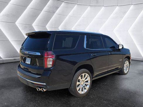 Used 2022 Chevrolet Tahoe Premier w/ Premium Package 2 RWD image 5
