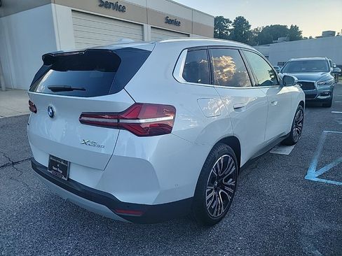 Used 2025 BMW X3 xDrive30i w/ Premium Package AWD/4WD image 7