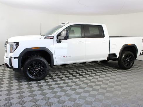 New 2026 GMC Sierra 3500 AT4 w/ Technology Package AWD/4WD image 2