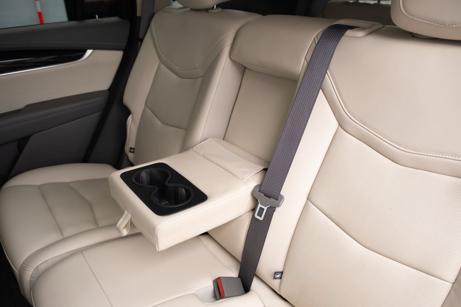 Used 2024 Cadillac XT6 Premium Luxury AWD/4WD image 18