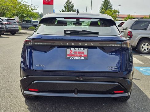 Used 2024 Nissan Ariya AWD image 6