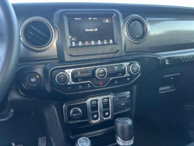 Used 2022 Jeep Wrangler Sport AWD/4WD image 18