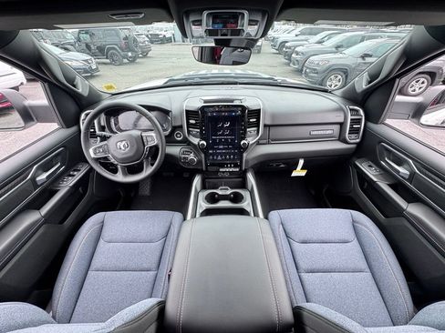 New 2026 RAM 1500 Big Horn AWD/4WD image 10