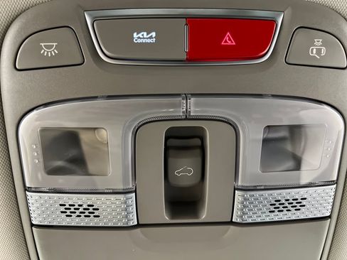 Used 2025 Kia Telluride S FWD image 78