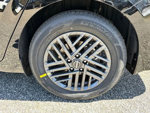 New 2026 Nissan Sentra SV w/ SV Convenience Package image 17