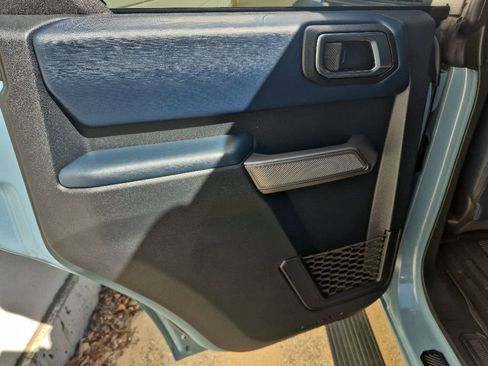 Certified 2023 Ford Bronco Outer Banks w/ Sasquatch Package AWD/4WD image 11