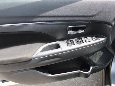 Used 2023 Mitsubishi Outlander Sport 2.0 SE 4D Sport Utility image 8