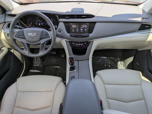 Used 2019 Cadillac XT5 Luxury FWD image 14