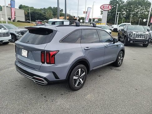 Certified 2023 Kia Sorento S FWD image 7