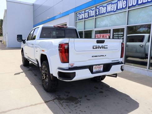 New 2026 GMC Sierra 2500 Denali Ultimate w/ LPO, Black Badging Package AWD/4WD image 8