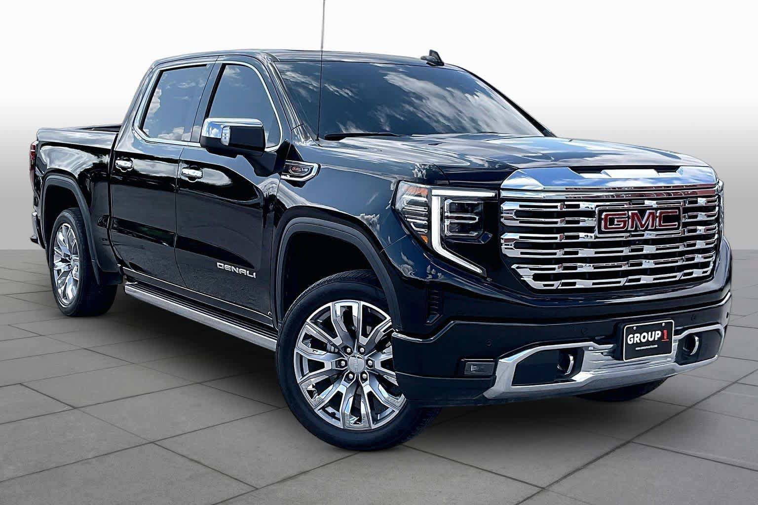 Used 2026 GMC Sierra 1500 Denali AWD/4WD image 3